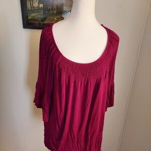 PerSeption Concept Xl Fushia pit to pit 20 length 24 1/2  EX cond